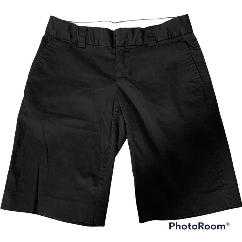 Banana Republic black shorts O